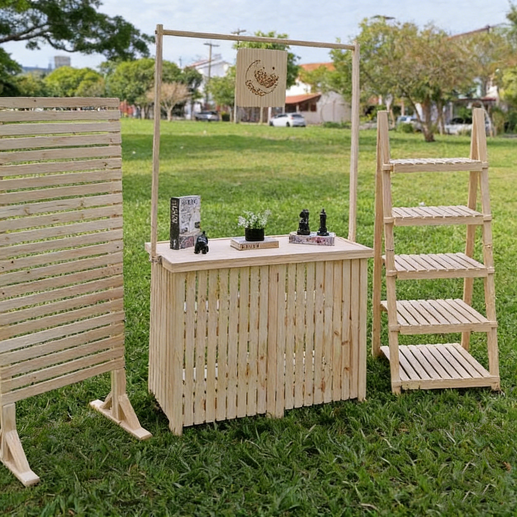 Custom Wood Display Solutions | Wholesale Manufacturer